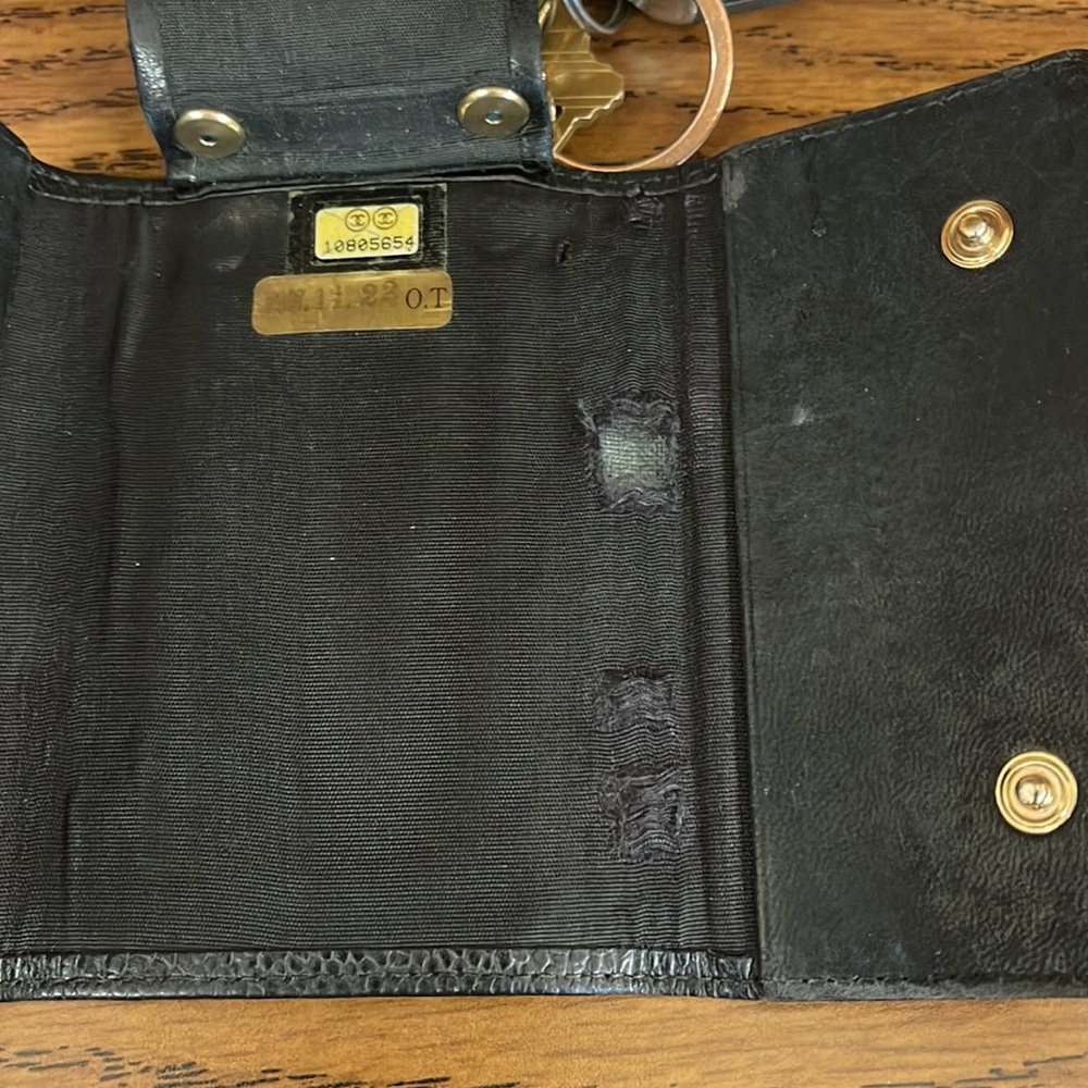Chanel authentic key holder - Picture 3 of 4